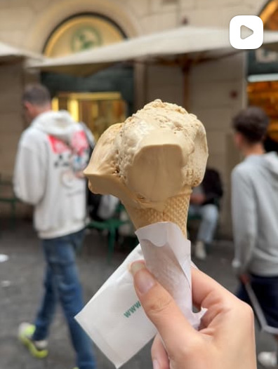 Reel: gelato on the streets of Italy